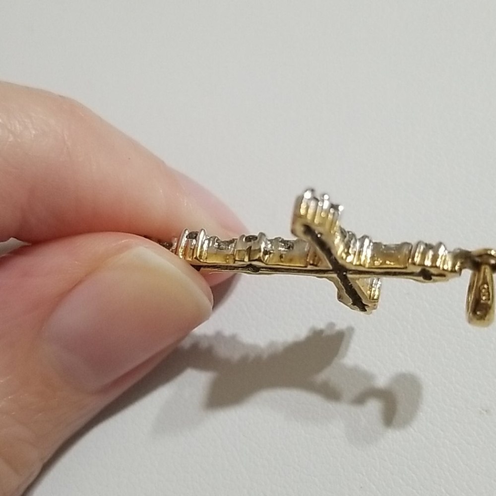 10k Gold Diamond Cross Pendant - Picture 8 of 9